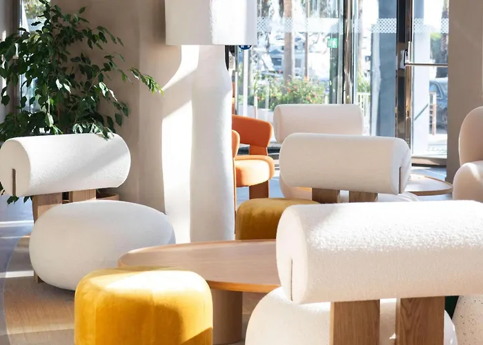 Canopy By HiltonHotel Cannes